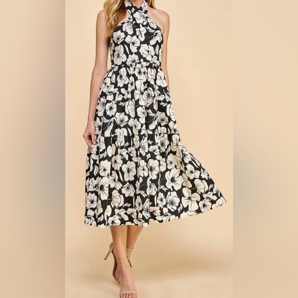 TCEC Brand New Midi-Dress